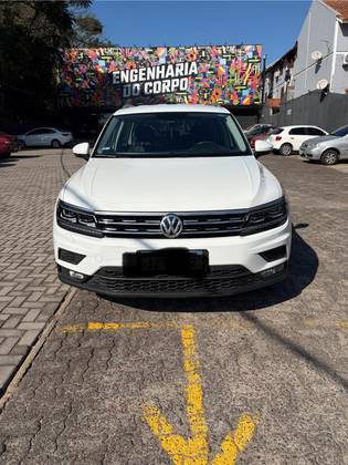 VOLKSWAGEN TIGUAN 1.4 250 TSI TOTAL FLEX ALLSPACE TIPTRONIC VOLKSWAGEN TIGUAN 1.4 250 TSI TOTAL FLEX ALLSPACE TIPTRONIC